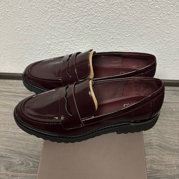 Franco Sarto Womens Camrynn Lug Sole Loafers (WIDE) - Picture 6 of 7